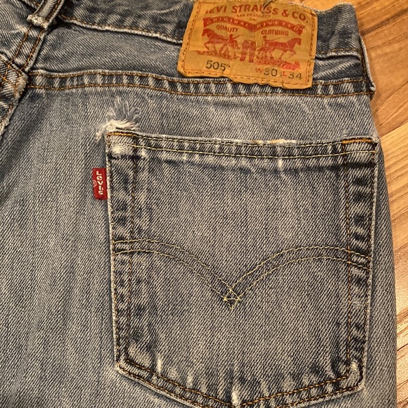 Levi’s 505 Super Distressed Jeans Size Mens 30 x 34 - Picture 13 of 16